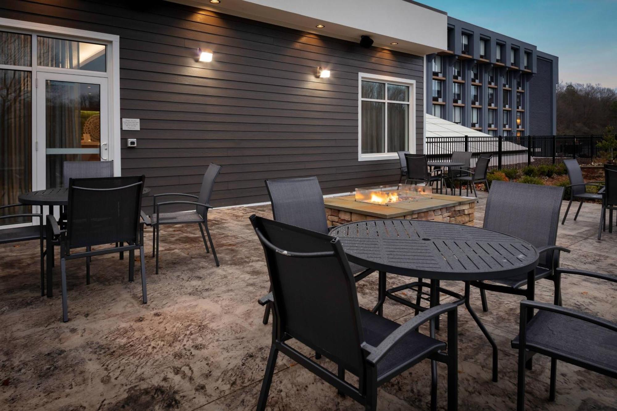 Fairfield Inn & Suites Springfield Enfield Luaran gambar